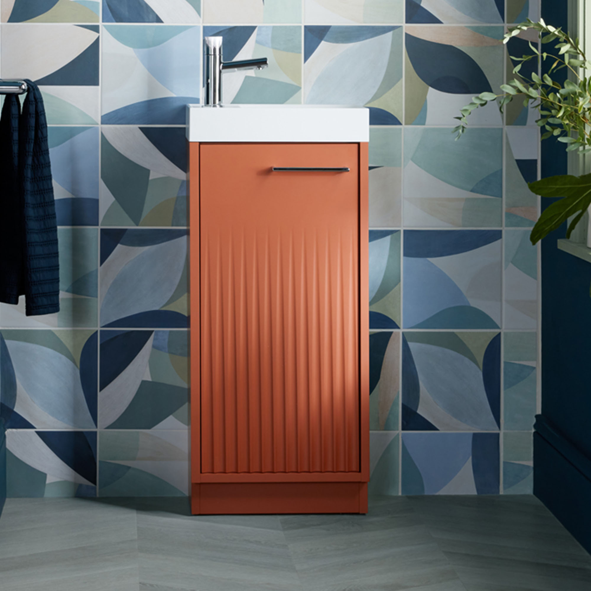 Vado Safari 400mm Fluted Cloakroom Floorstanding Vanity Unit & Basin